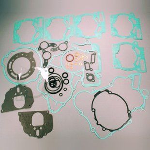 Комплект прокладок двигателя KTM 200 SX/EGS/EXC '98-'01, Athena P400270850025 P400270850025 фото